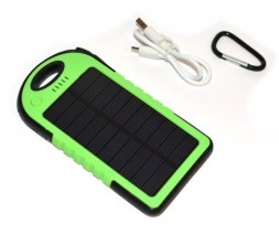 Зарядное устройство на солнечных батареях ES500 с карабином (8000mAh, 5V/200mA) / зеленый